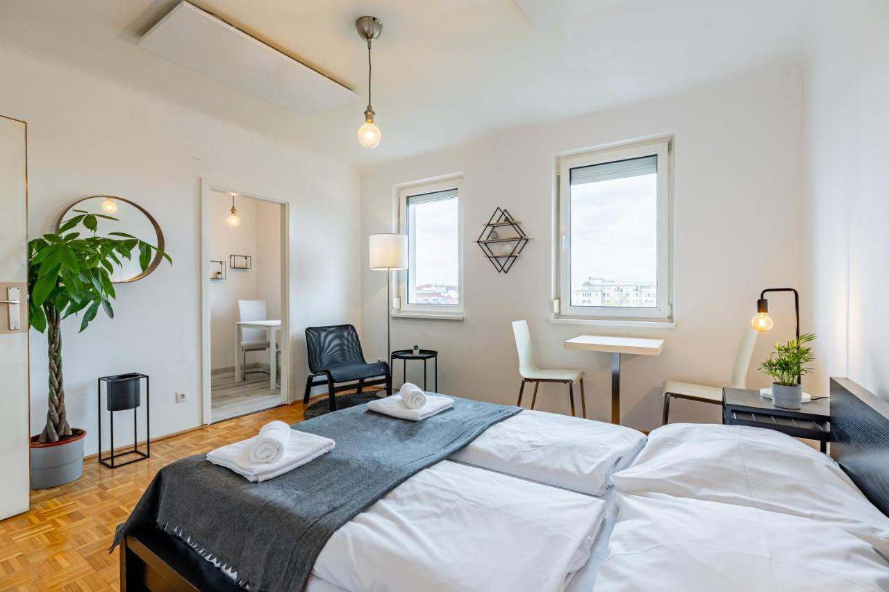 New With A View - Modern Studio Vienna Exterior photo